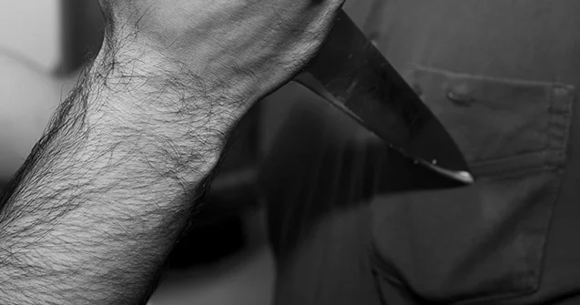 Evində bıçaqlanıb öldürüldü Həmkəndlisi tutuldu Yenilənib