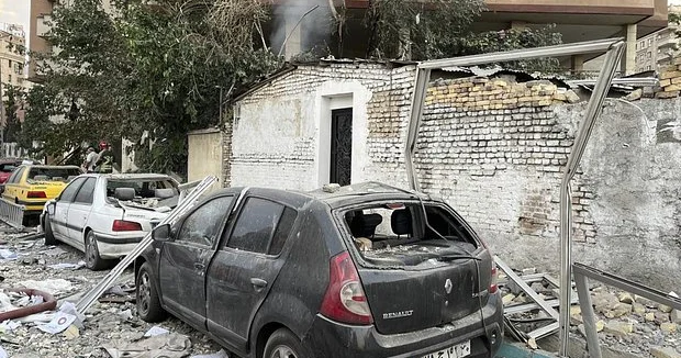 Tramp İsrailin İrana zərbələrini yüksək qiymətləndirir...