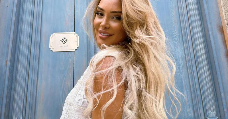 Чинара Алиева стала матерью ВИДЕО