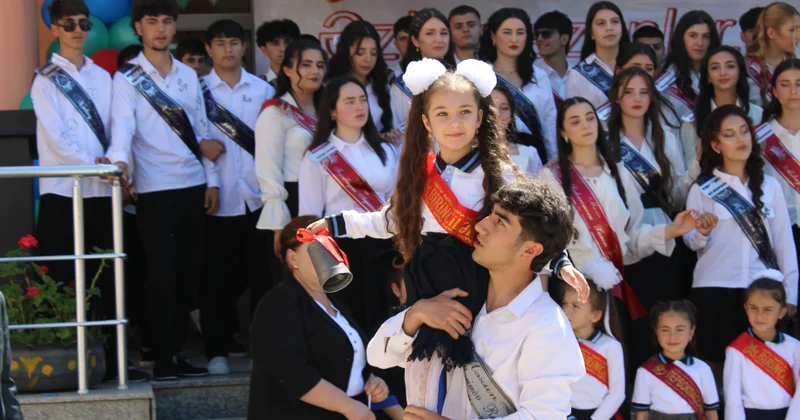 Şimal bölgəsində 6 minə yaxın şagird məzun olub FOTOLAR