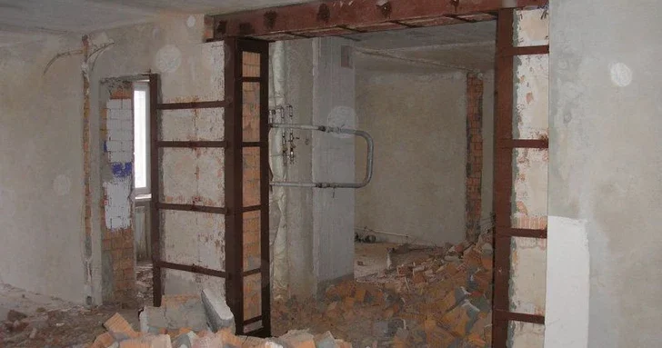 Снос стен в квартирах: за какой ремонт в Азербайджане могут жестко наказать и засудить соседи