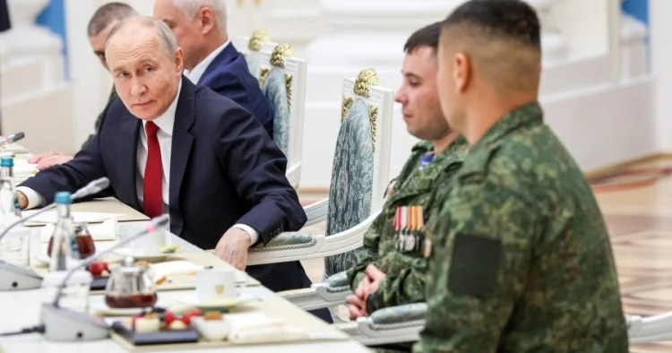 Putindən xəbərdarlıq: Rusiya Ukraynaya zərbələri gücləndirəcək