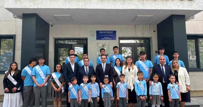 Laçın şəhər məktəbində “Son zəng” sevinci: 11 şagird məzun oldu
