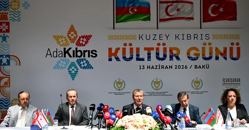 Bakıda Şimali Kipr Türk Cümhuriyyətinin Baş naziri Ünal Üstelin iştirakı ilə mətbuat konfransı təşkil olunub