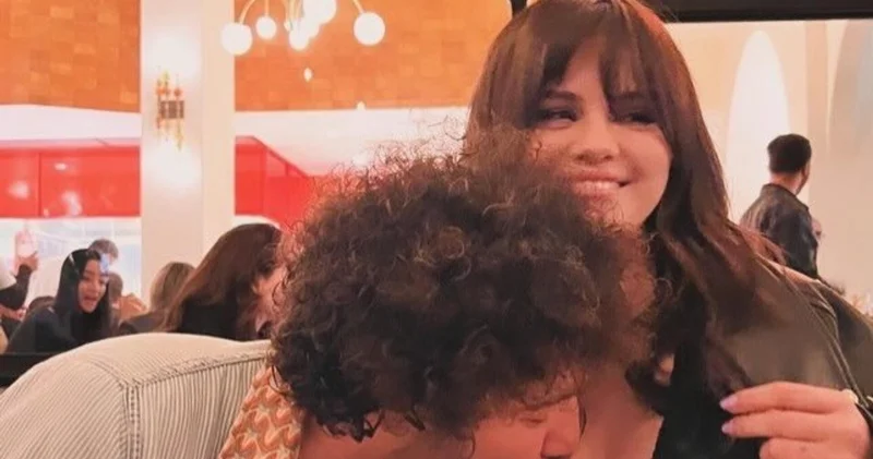 Selenanın əri ilə diqqət çəkən paylaşımı…