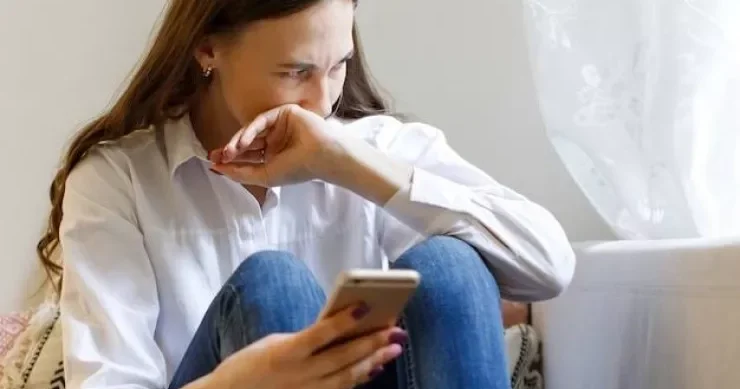 Bloqerlərin paylaşımları sizi depressiyaya salır? Psixoloqlardan TÖVSİYƏ