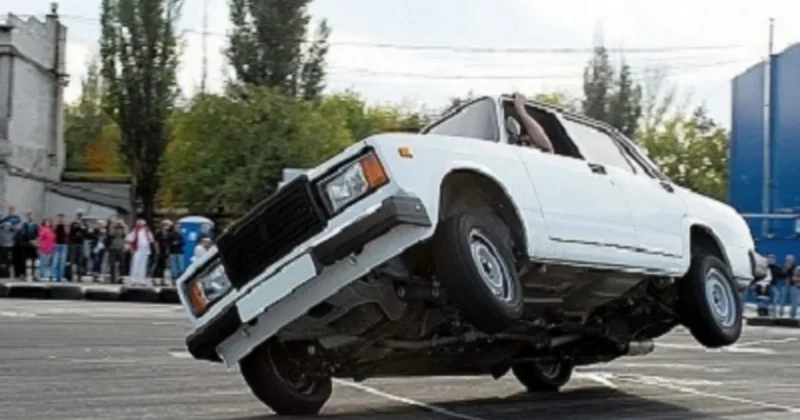 В Баку арестован автохулиган