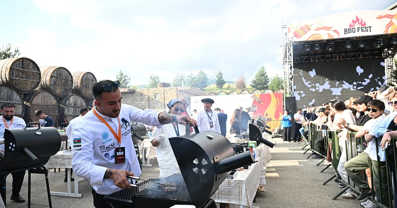 Meysəridə alovlu duel Barbekü manqala qarşı Fotolar + Video