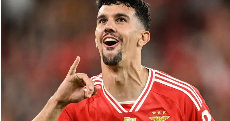 Mourinyo Tomaş Araujunu Real a gətirmək niyyətindədir
