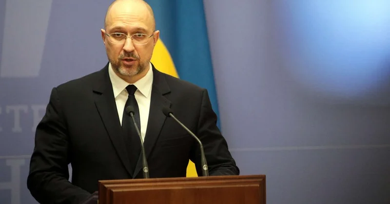 Премьер Украины может стать новым министром обороны