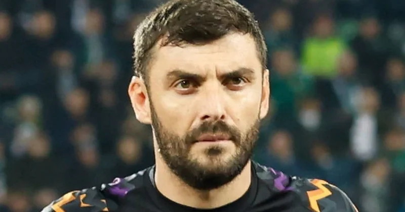 Milan 35 yaşlı qolkiperlə anlaşdı