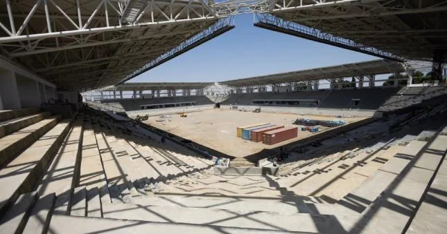 Yeni tikilən Gəncə stadionundakı durum Şəkillər