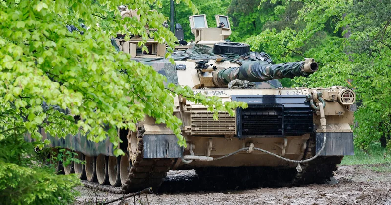 Армия США оборудует танки Abrams мангалами