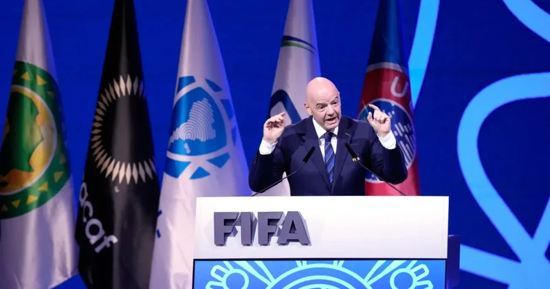 FİFA: Futbolçular mövsümlərarası fasilədə minimum 21 gün dincəlməlidir