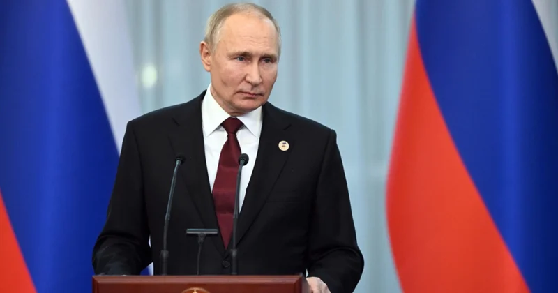 Путин назвал стремление к Западу одной из причин распада СССР