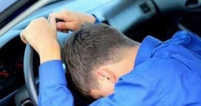 Sükan arxasında yatmayın ..