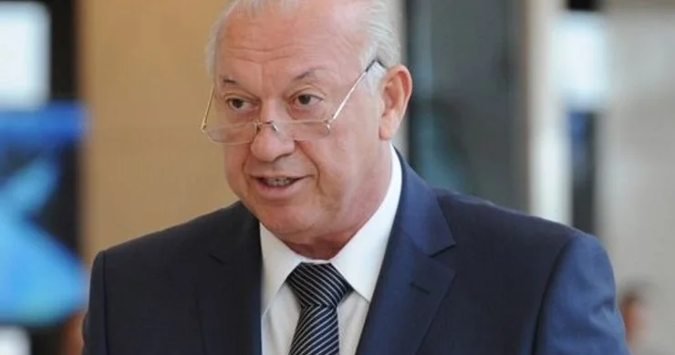 Milyonlar geri çəkildi: Cahangir Əsgərovun ailə şirkətində nə baş verir?