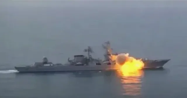 SEPAH Hörmüzdən keçən gəmiləri atəşə tutub