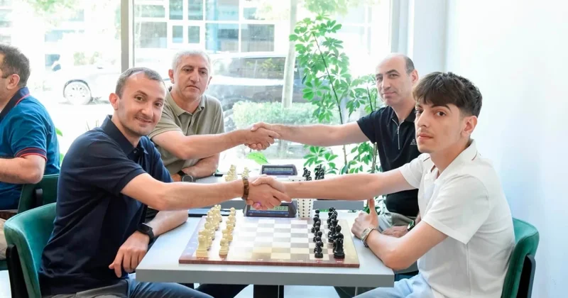 Jurnalistlər arasında şahmat turnirinin qalibləri müəyyənləşib