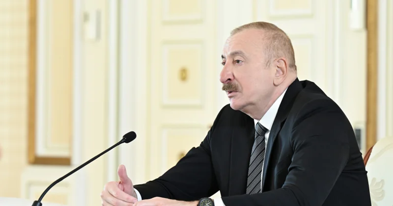 “Eyni dildə danışan insanlar bəzən bir biri ilə vuruşurlar”