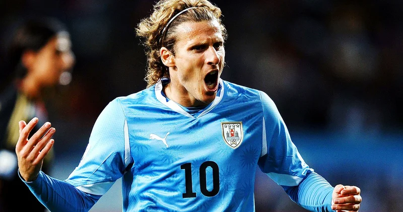 Byelsanı Forlan əvəzlədi