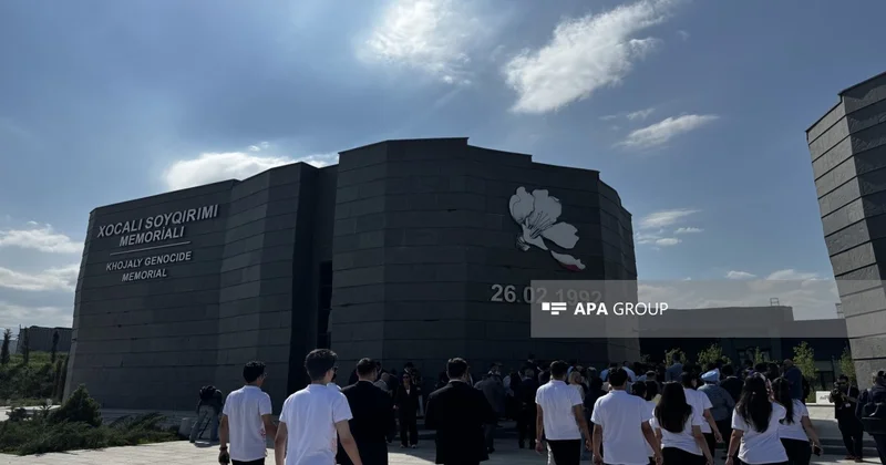 Forumu iştirakçıları Xocalı Soyqırımı Memorialını ziyarət ediblər FOTOLAR