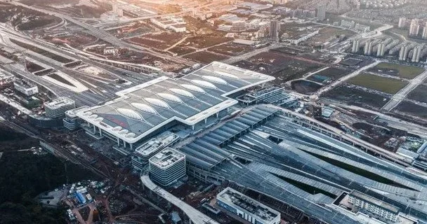 “Dünyanın ən böyük dəmiryolu vağzalı cəmi 38 aya tikildi harada yerləşir?“ KİV lər