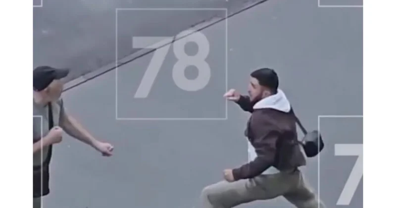 Rusiyada avtobus dayanacağında dava Gənc eşitmə əngəlli pensiyaçını döydü (Video)