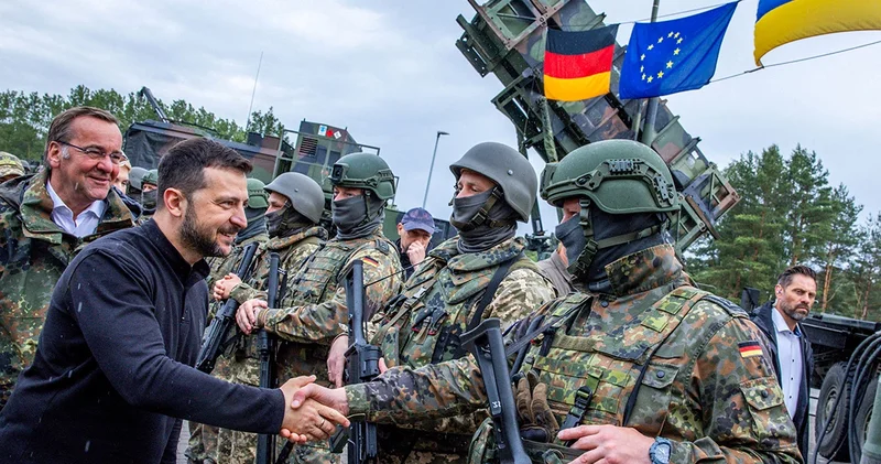 Европейские миротворческие силы начнут готовить к миссии в Украине Minval Politika