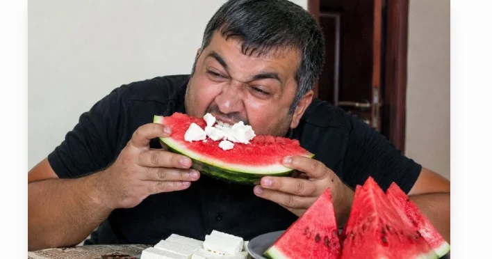 Qarpızla pendiri birlikdə yeyənlər diqqət! Vacib açıqlama