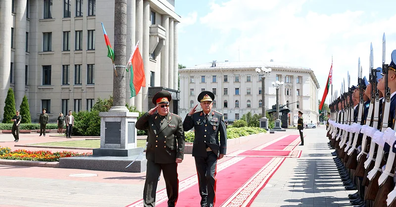 General polkovnik Kərim Vəliyev Belarusda səfərdədir FOTO