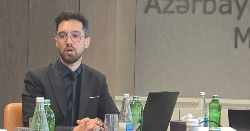 AMB: Bank kartını üçüncü şəxsə verənlər üçün hüquqi məsuliyyət nəzərdə tutulmalıdır
