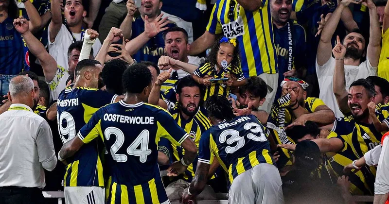 Fənərbaxça möhtəşəm geridönüşlə pley offa yüksəldi