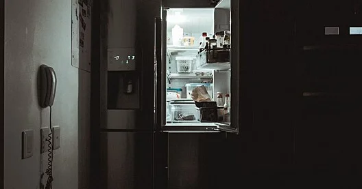 Yatmazdan əvvəl yeməyin sizin üçün zərərli olduğu doğrudurmu?