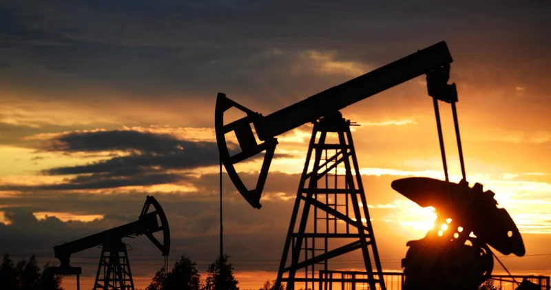 Azeri Light подешевела, мировые эталоны Brent и WTI в плюсе