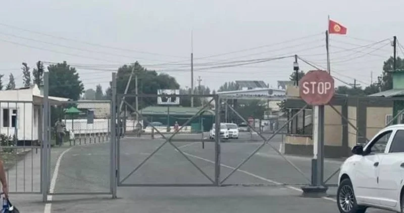 Qırğızıstan Özbəkistan sərhədindəki keçid məntəqəsi bağlandı