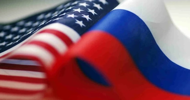 Tarixi dialoq: Tramp və Putinin görüşü dünya siyasətini sınağa çıxarır