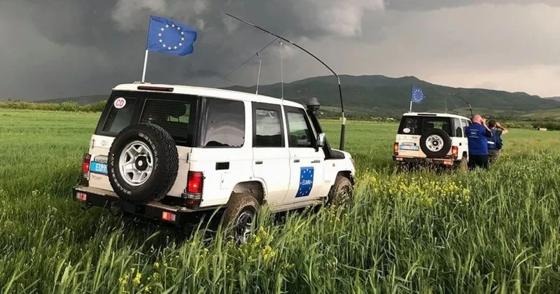 В Баку допустили ранний уход миссии ЕС из Армении