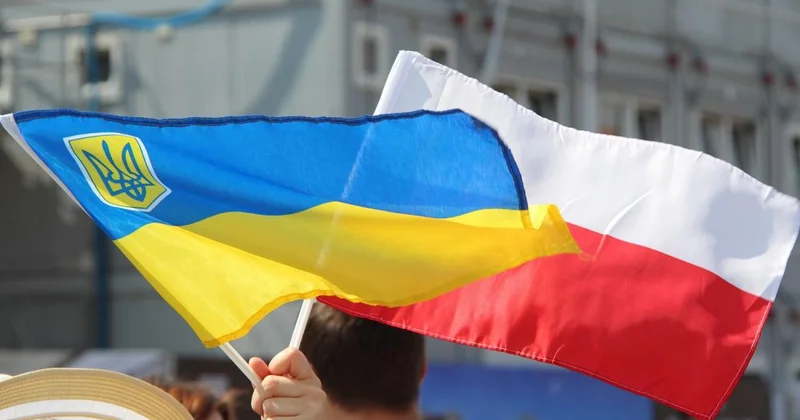 Польша может передать Украине списанные вертолеты амфибии Ми 14