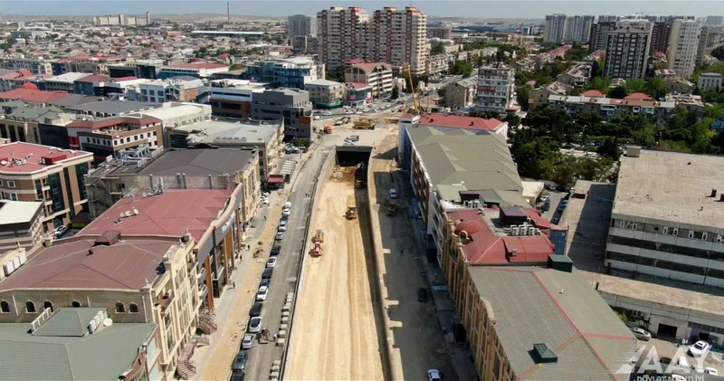 В Баку продолжается строительство новой дороги ФОТО