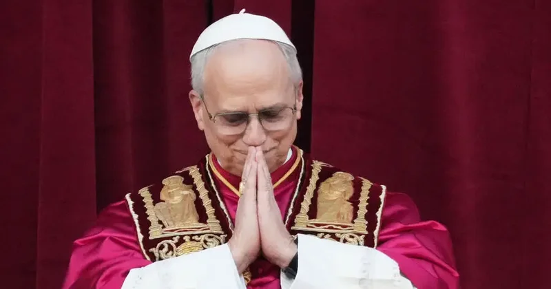 Roma Papası Putin və Trampın sammitindən gözləntilərdən danışıb