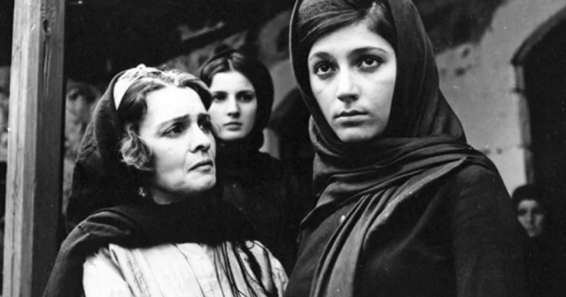 Gəncə Teatrının səhnəsində 400 dən artıq maraqlı obrazlar yaradan aktrisa