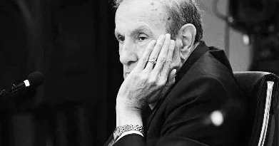 Levon Ter Petrosyan tərəddüd içindədir