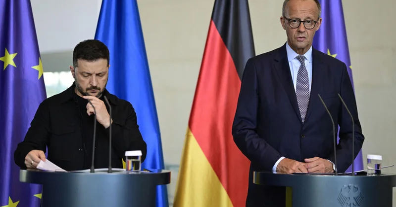 Zelenski: “Putin blöf edir Almaniya kansleri ilə birgə Rusiyaya söz atəşi...
