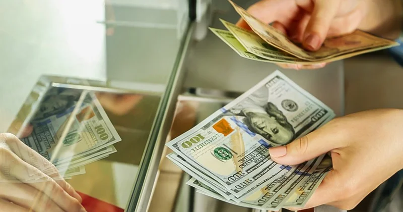 Azərbaycan banklarının valyuta mübadiləsi üzrə gəlir marjası 4% azalıb