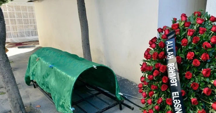Azərbaycanlı bloger dünyasını dəyişdi FOTO