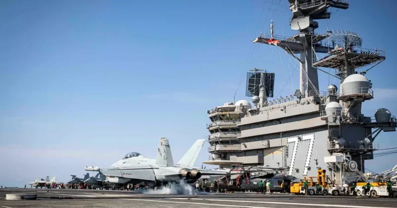США перебросят новый авианосец на Ближний Восток