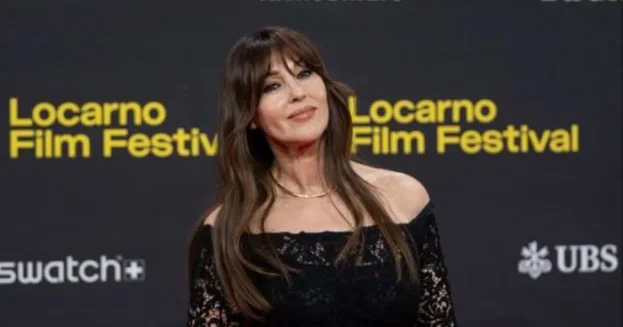 Monika Belluççi gözlənilməz obrazı ilə pərəstişkarlarını təəccübləndirdi