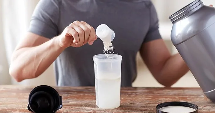 Protein tozları: Fayda, yoxsa marketinq? MÜTƏXƏSSİS AÇIQLADI
