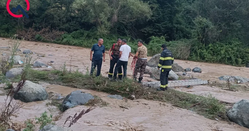 Операция по спасению на реке в Товузе ВИДЕО